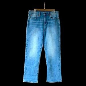 size 30x30 relaxed straight American Eagle jeans
